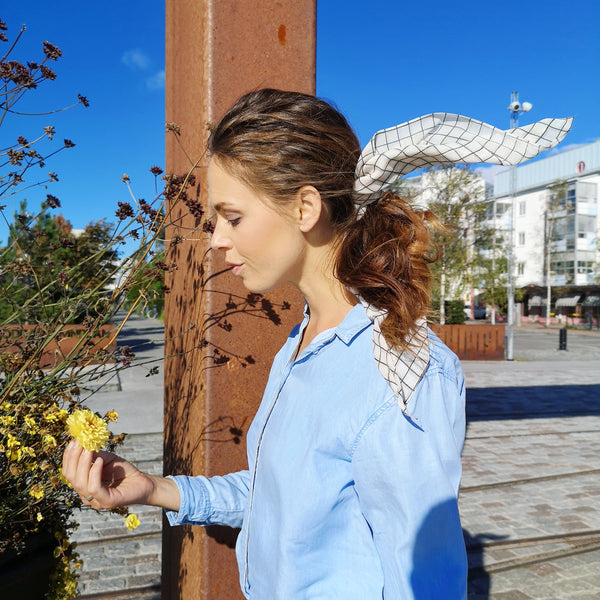 Mother Of Pearl Beige Scarf