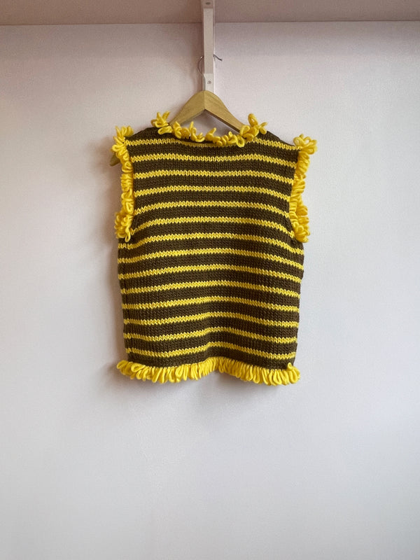 Banana Chunky Woolen Vest