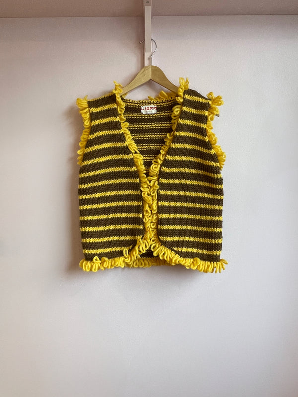 Banana Chunky Woolen Vest