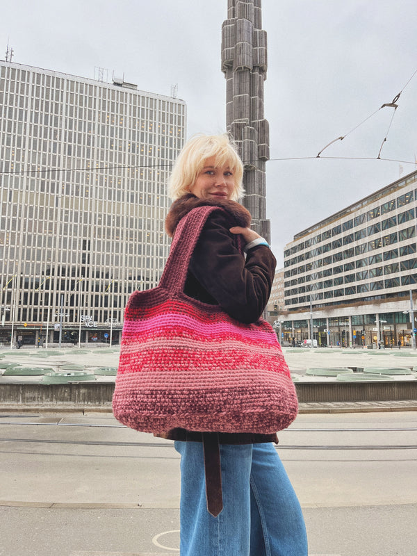 Pink Chunky Woolen Tote Bag