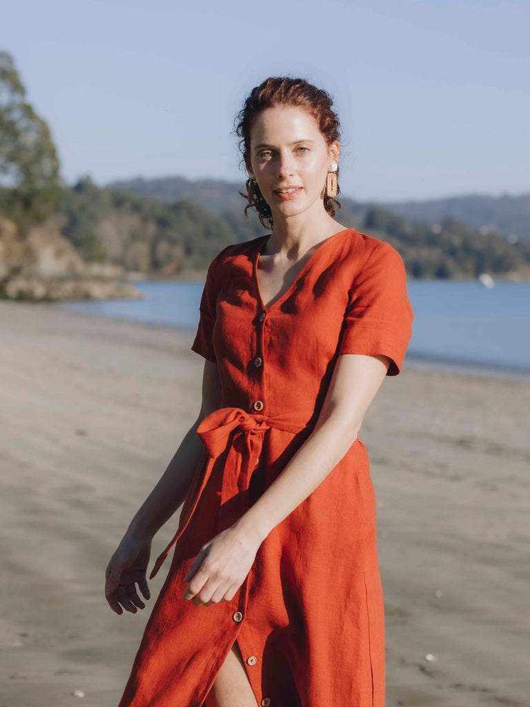 red midi dress linen Roade Porto Organic Clothing Spain – The Fairnest 3X/44.1Hips Size:2-6 Miluxas Overall Dress for Traditional Baptism Outfit